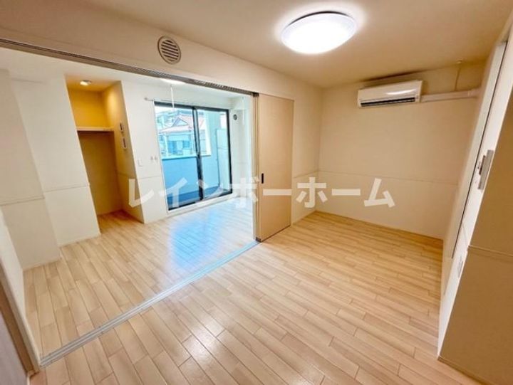 千葉県船橋市夏見1(マンション)の賃貸物件の居間