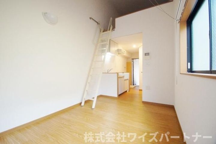 福岡県福岡市南区大楠3(アパート)の賃貸物件の居間