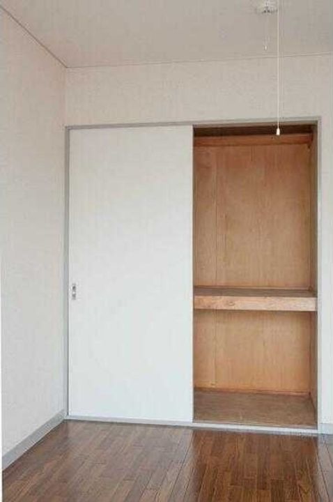 グリーンフィールドの内装