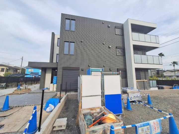 神奈川県茅ヶ崎市本宿町(マンション)の賃貸物件の外観