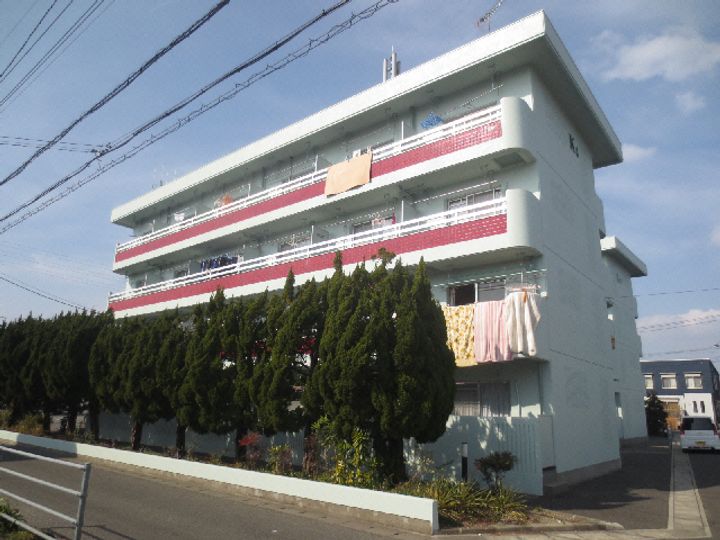 ファーストインKの外観