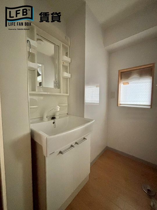 周陽第二コーポラスの内装