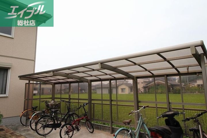 ガーデンリラC棟の地図