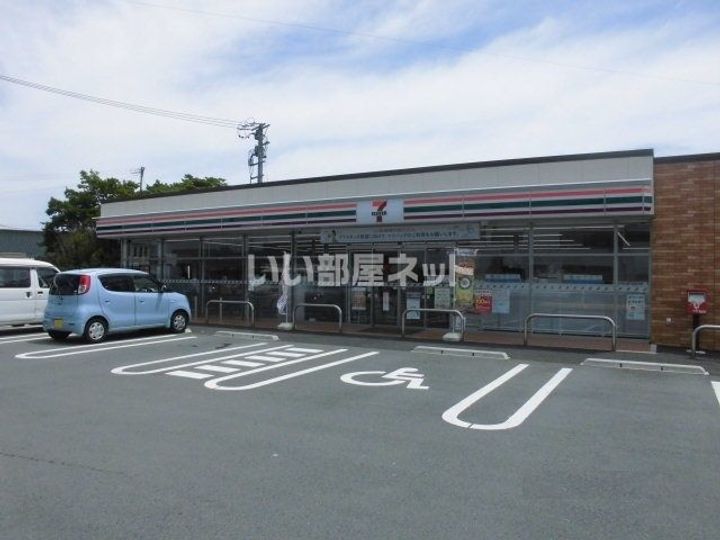 メゾン アルトウムの周辺