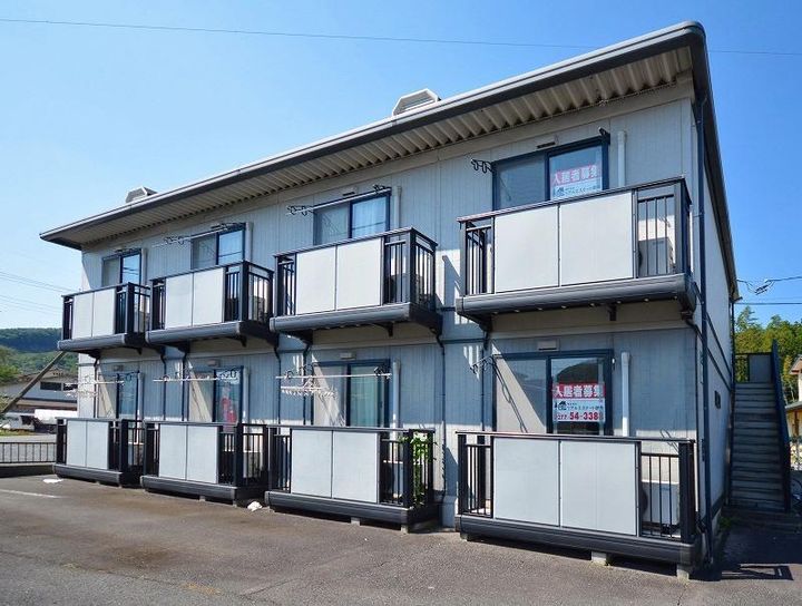 レインボーハイツの外観