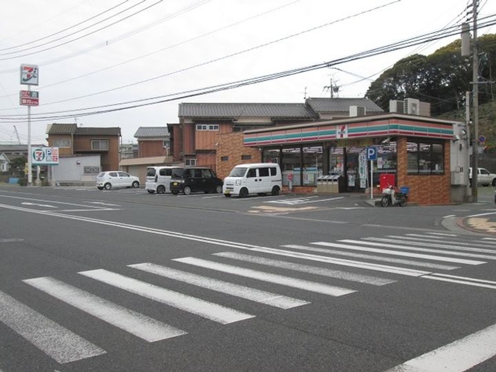 ソレイユ下原町Iの周辺
