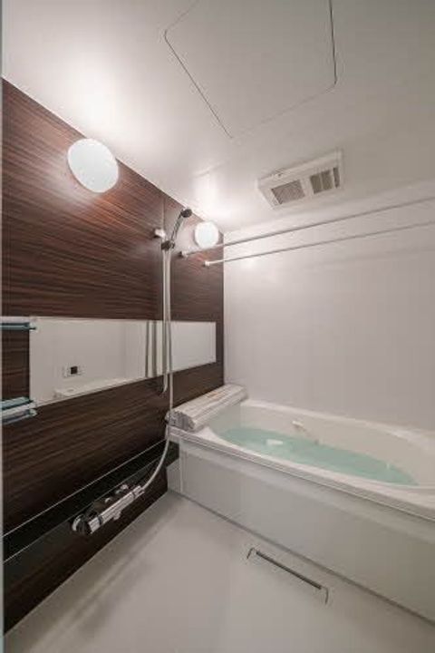 シャーメゾン胡蝶の風呂