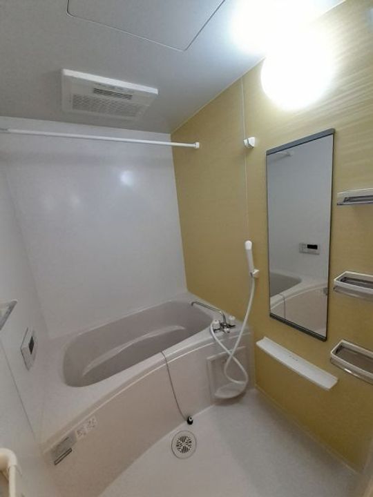 滋賀県彦根市小泉町(アパート)の賃貸物件の風呂