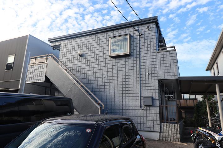 ファミール長久手の外観