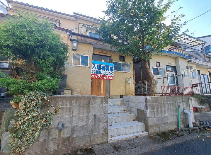 京都府亀岡市大井町かすみケ丘(一戸建)の賃貸物件の外観