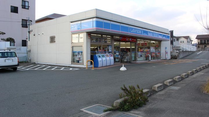 ハイステージ桜  B棟の周辺