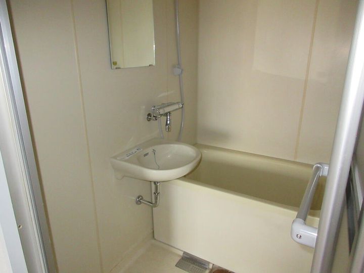 広島県広島市西区三滝町の賃貸マンションの風呂