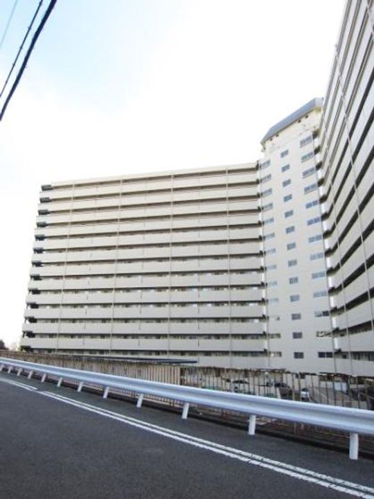 夢野ハイタウン1号棟の外観