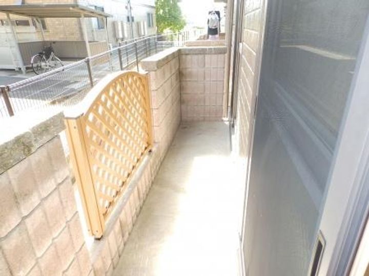 アルストロメリアの内装