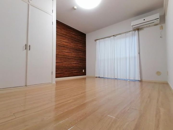 ロイヤルハイツ米ヶ袋の内装