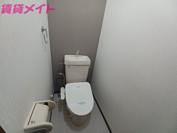 ルーブル後藤の内装