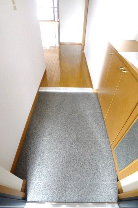 愛知県名古屋市中区上前津2(マンション)の賃貸物件の玄関