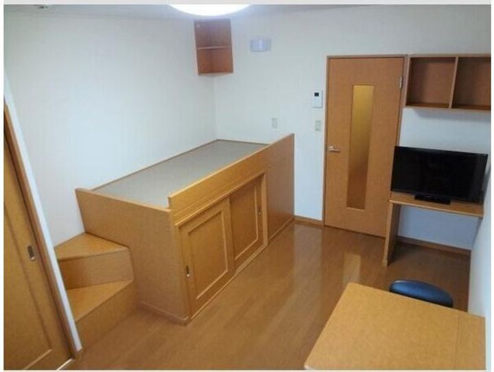 岐阜県土岐市泉町大富(アパート)の賃貸物件の居間