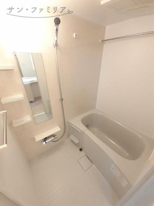 リブリオポラ Dの風呂