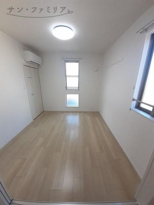 リブリオポラ Dの内装