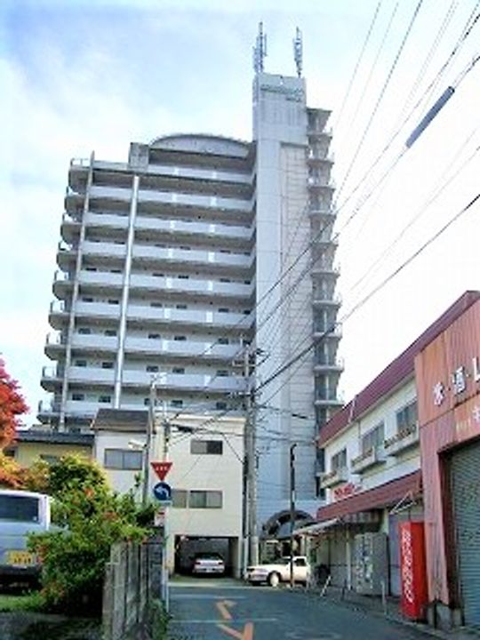 朝日プラザ坪井の外観