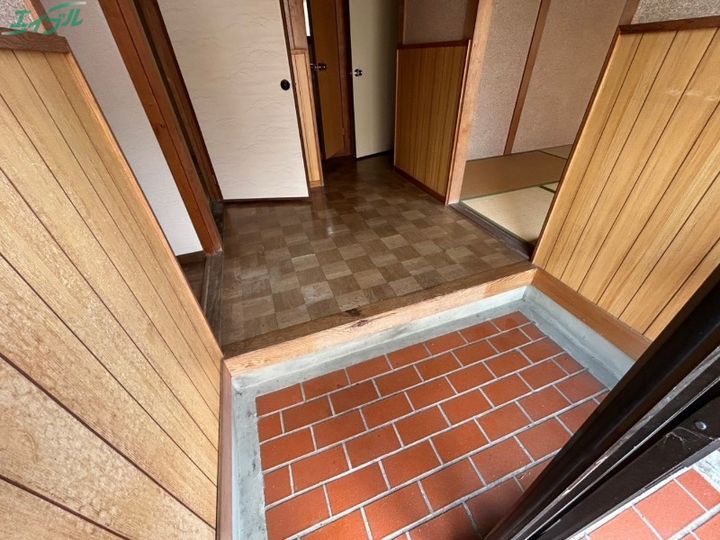 三重県四日市市中川原1(一戸建)の賃貸物件の玄関