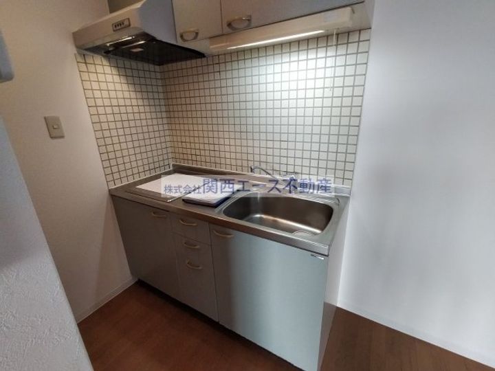 大阪府東大阪市本町(マンション)の賃貸物件のキッチン