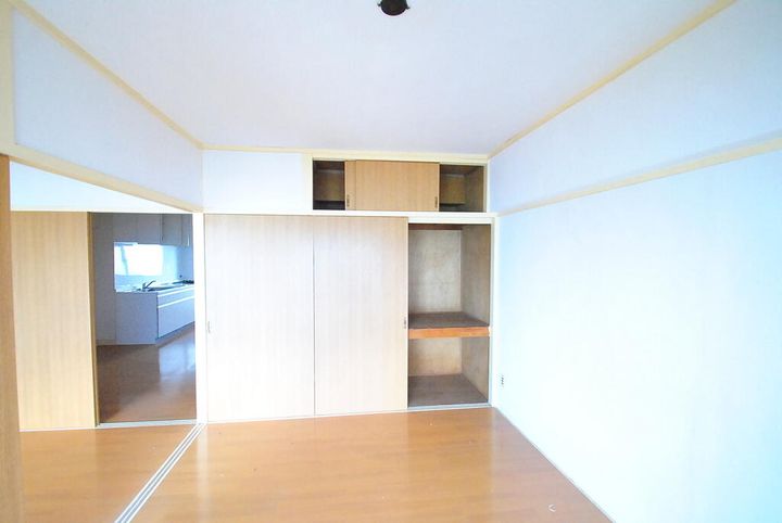 日南ハイツの内装