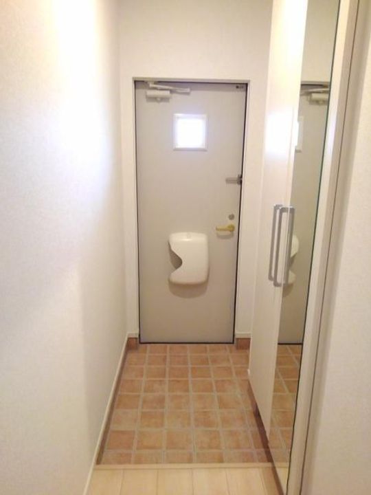 福島県福島市松川町字東長壇(アパート)の賃貸物件の玄関