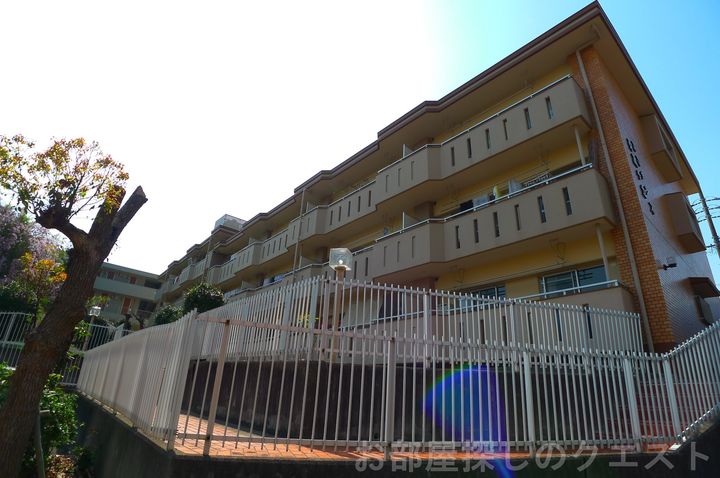 エミナンス弥富が丘 A棟の外観