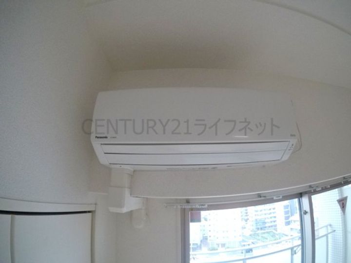 ロハス江坂の内装