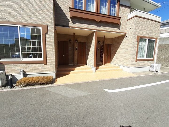 グリ-ンヒル三城弐番館Cの地図