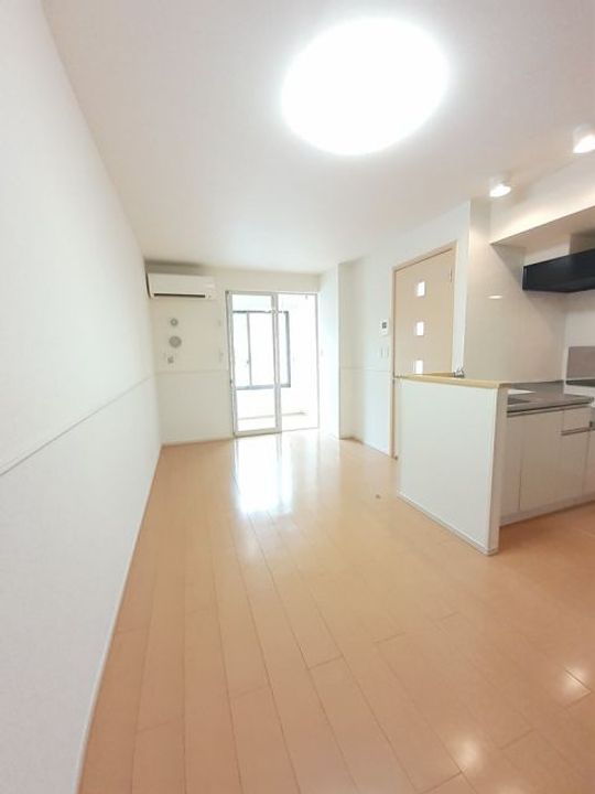 サン・リュミエールの居間