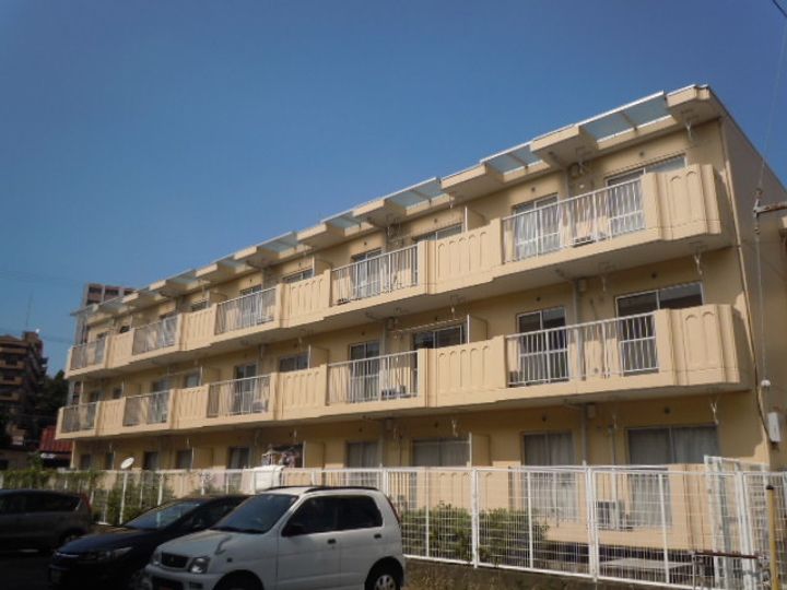 リバーサイド川内の外観