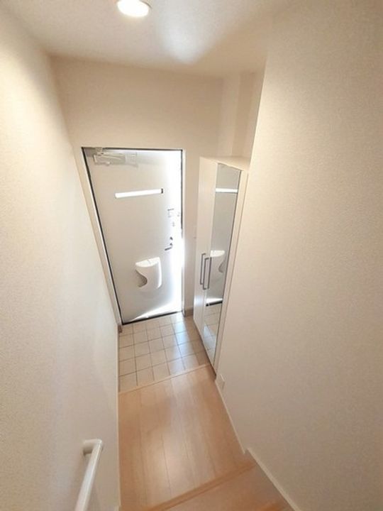 メゾン シュシュの玄関