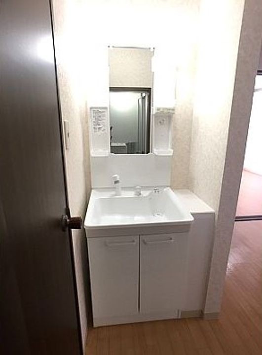 グランドハイツ川平A棟の内装