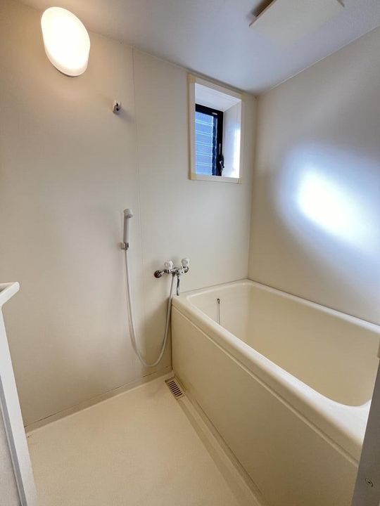 山口県下関市長府満珠新町(一戸建)の賃貸物件の風呂