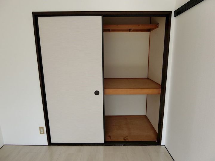 一色ハイツの内装