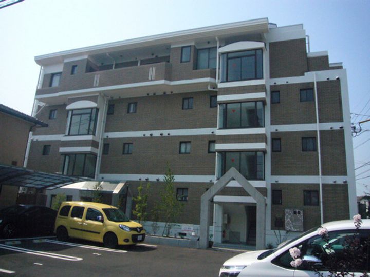 メゾン・エルドラドの外観