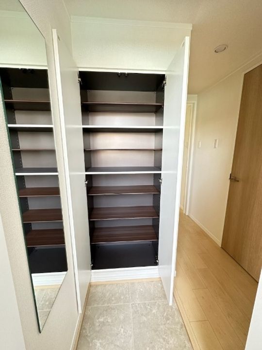 リヤン原ノ町の玄関