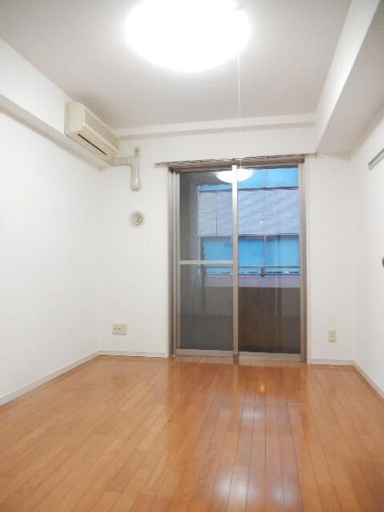 ガラ・ステージ日本橋茅場町の居間