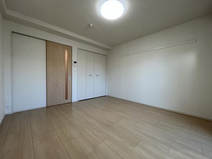 ラ・ルーチェKの居間