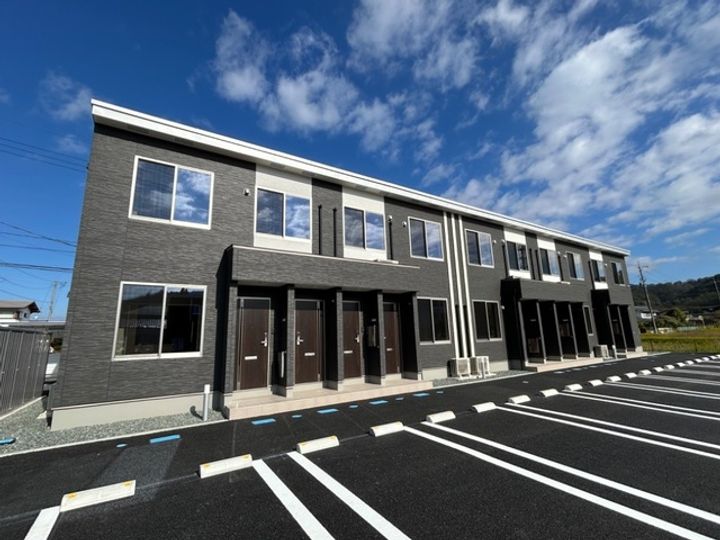 山形県上山市南町(アパート)の賃貸物件の外観