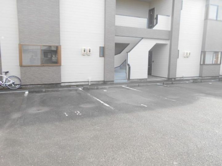 サンワハイツIの地図