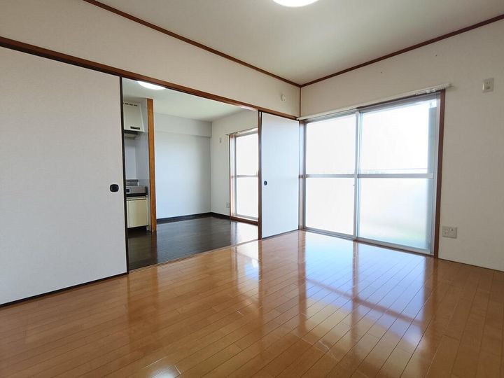辻産業第1ビルの内装