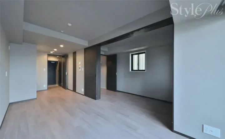 プレサンスロジェ車道駅前SOUTHの居間