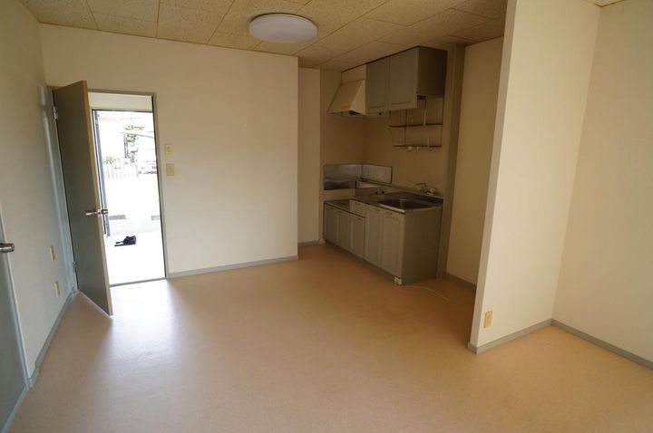 ヴァンベール南台の居間