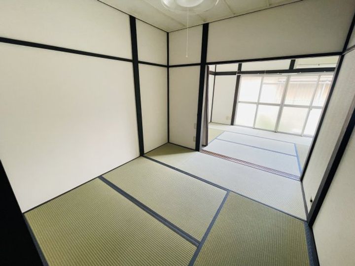 上福荘の居間