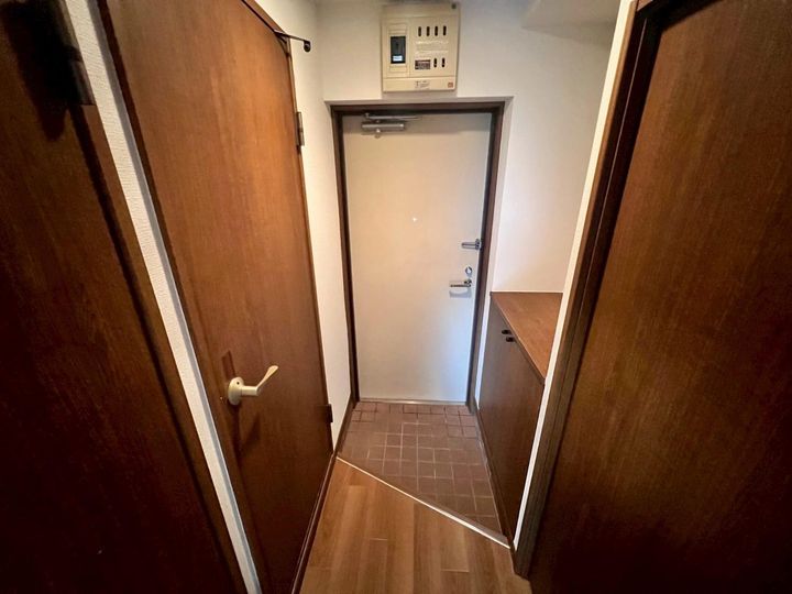 ゴールデンアルトの玄関