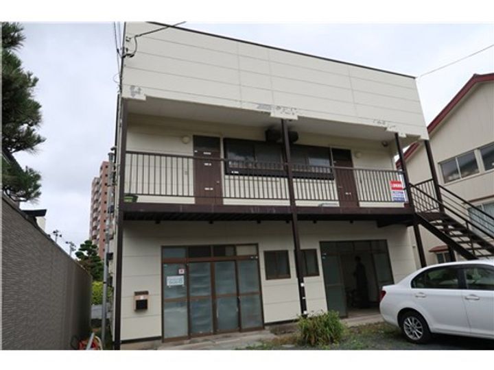 青森県八戸市内丸3(一戸建)の賃貸物件の外観